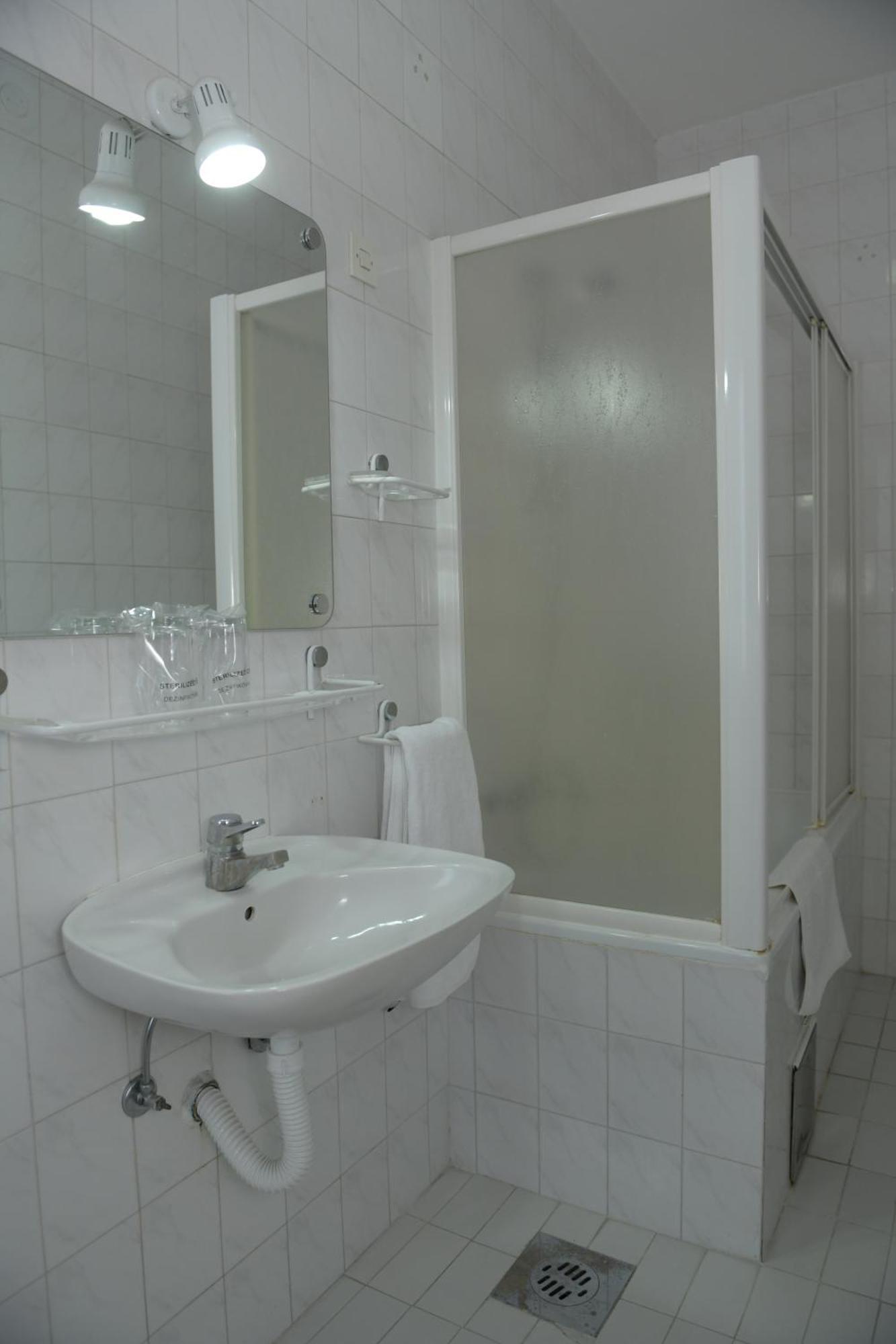 Palace Hotel Belgrade Bilik gambar