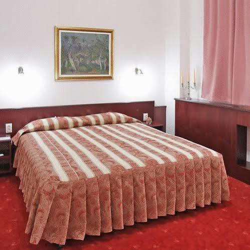 Palace Hotel Belgrade Luaran gambar
